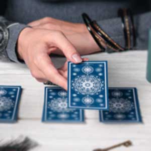 The Benefits of Receiving a Yes No Tarot Reading by Psychic Ginger