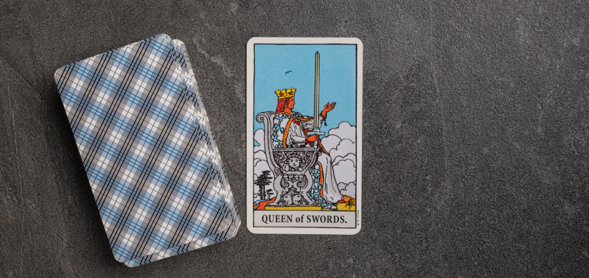 Queen of Swords Tarot